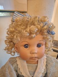 bambola in porcellana