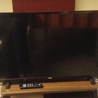 Tv philips 32 pollici, pari al nuovo