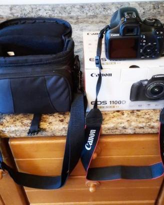 CANON EOS 1100D completa di accessori
