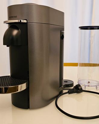 macchina caffè Nespresso Vertuo plus deluxe Titan