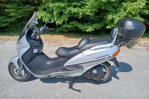 Suzuki Burgman AN 400