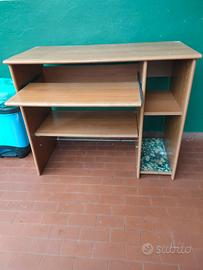 tavolino per computer. no pagamento 