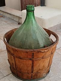 Damigiane antiche per conservazione Vino in vetro