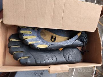 Vibram Five Fingers corsa palestra camminata