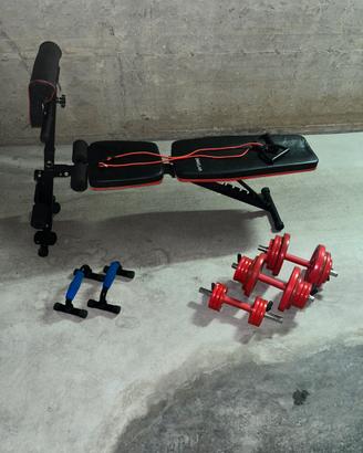 Panca da Palestra con Pesi e Attrezzi