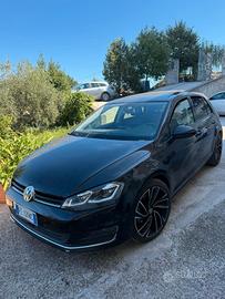 Volkswagen Golf 2.0 TDI DSG 5p. Executive BlueMoti