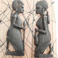 Una Coppia in legno di Guerrieri tribali Africani