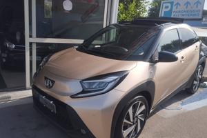 PICCOLA SUV TOYOTA AYGO 10.X CROSS+TETT+CAMBIO AUT
