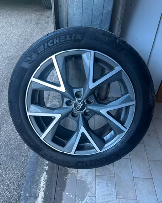 Ruota completa Audi A1 17 cerchio originale + goma