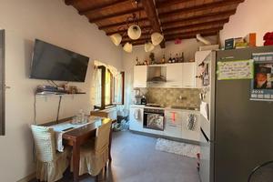 2 LOCALI A PONTEDERA