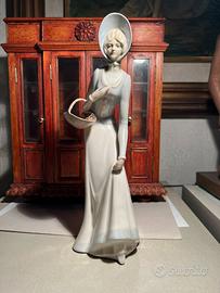 Scultura porcellana Miguel Raquena