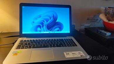 Notebook Asus 15.6 HD Intel I5 GeForce  240 SSD 