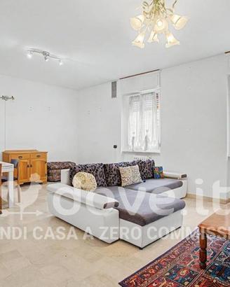Appartamento di 100 m² con 3 locali a Laveno-Mombe