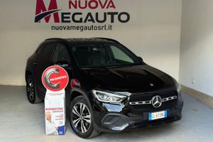 MERCEDES-BENZ GLA 200 d Automatic 4Matic Sport P