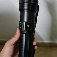 Torcia LED Super Potente Professionale USB 1600 LM