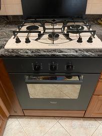 Forno elettrico ad incasso Ariston