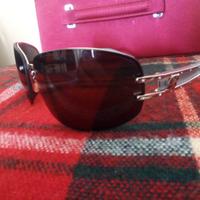 Occhiali da sole Blumarine.