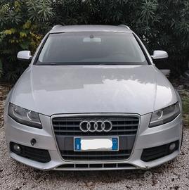 Audi A4 avant anno 2010  DIESEL 143CV