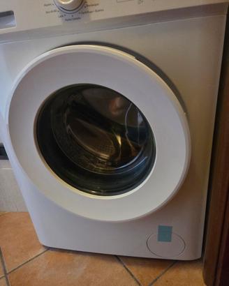 Lavatrice indesit  nuova 
