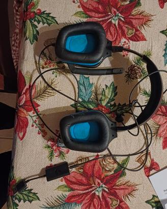 Logitech g432 headset con un po di usura ma buone