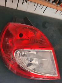 fanale posteriore clio 3