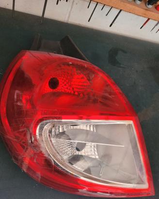 fanale posteriore clio 3
