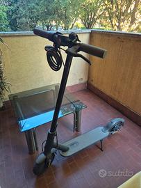 Monopattino elettrico Xiaomi M365