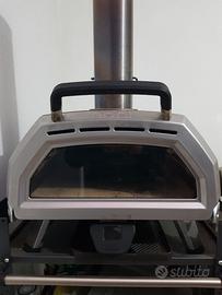 Forno x pizza Ooni a gas, con opzione a legna