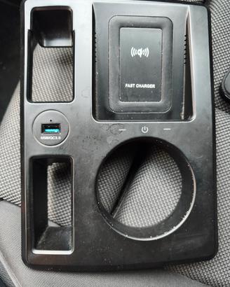 Caricatore wireless per Audi Q3
