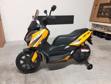 Scooter elettrico City Runner giallo

