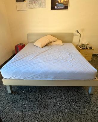 Materasso in memory foam anallergico + doghe