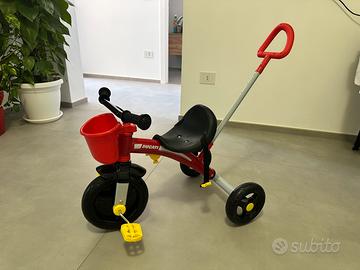 Triciclo chicco U-go ducati
