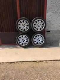 4 cerchi in lega