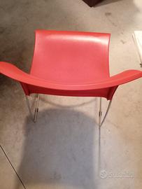 Sedia in plastica e acciaio da giardino o interno