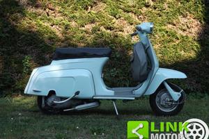 INNOCENTI Lambretta J50 completamente restaurata