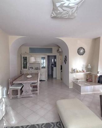 Villetta a schiera di 120 m² con più di 5 locali a