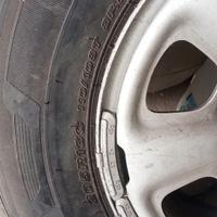 Cerchi con pneumatici Mitsubishi e altre