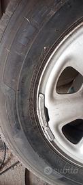 Cerchi con pneumatici Mitsubishi e altre