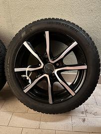 Cerchi in lega R15 con gimme invernali