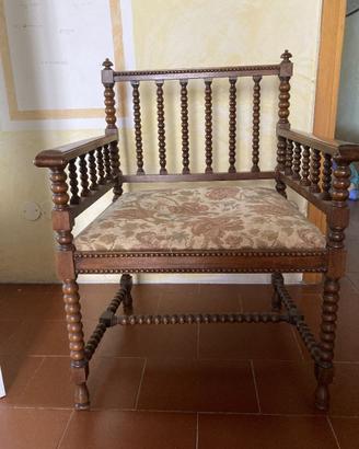 Sedia con seduta in tessuto