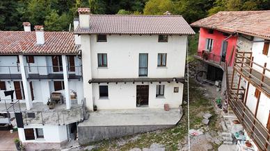 Casa indipendente di 181 m² con 5 locali a Pulfero