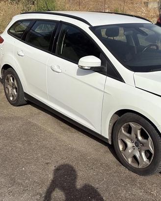 Ford focus   sw 1.5 tdci