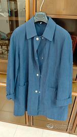 Soprabito in lino elegante di colore blu.