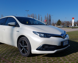Toyota Auris SW Hybrid