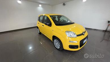 Fiat Panda 1.0 FireFly S&S Hybrid Pandina KM0