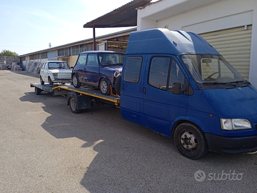 Carroattrezzi Ford transit 2,5 diesel Pat B