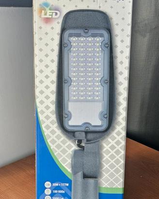 OPTONICA led street light
