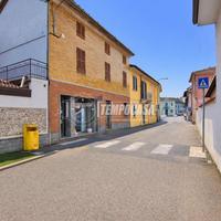 NEGOZIO IN PIENO CENTRO !!!