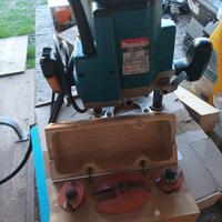 FRESATRICE VERTICALE MAKITA