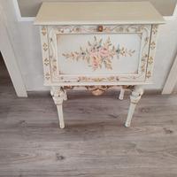 Mobiletto comodino shabby chic 